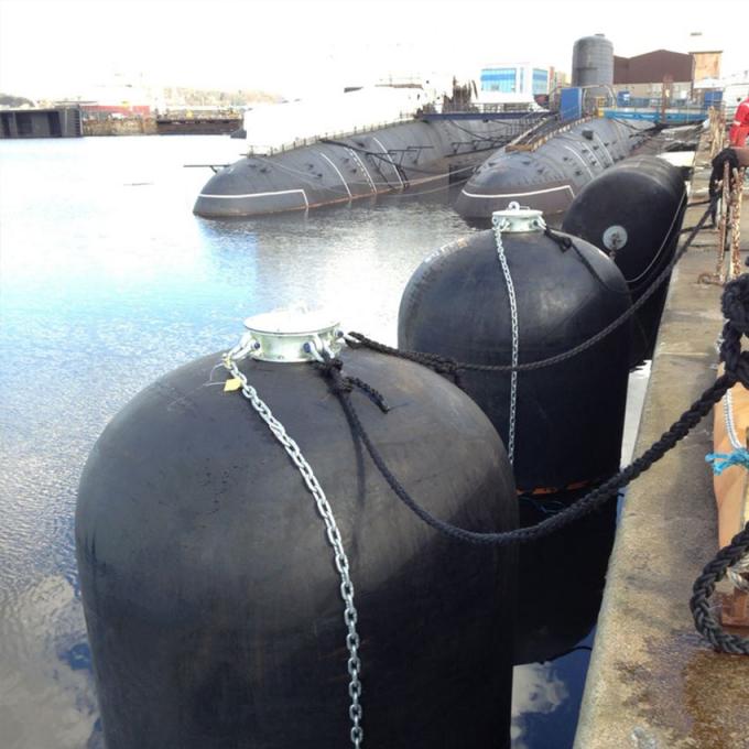 submarino fender_1 hidro-pneumático