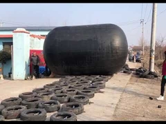 Passos para instalar a bainha do pneu no pára-choque inflável de borracha