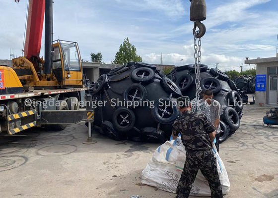 Qualidade Fender de borracha pneumática personalizado 50kpa-80kpa para protecção de navios fábrica