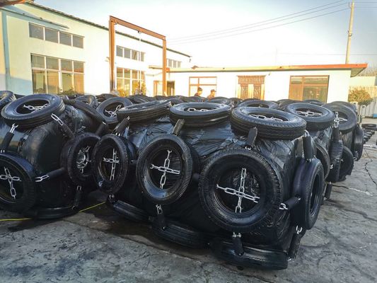 Qualidade Pára-choque de poliuretano preto flutuante preenchido com espuma marinha fábrica