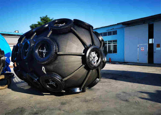 Qualidade Para-choques de borracha pneumáticos pretos para a proteção da colisão da casca e da doca fábrica