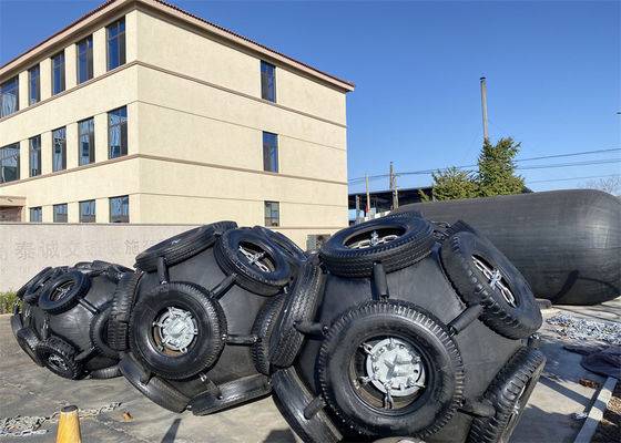 Qualidade Fenders de borracha pneumática tipo Yokohama, flutuantes, da marinha ISO 17357 fábrica