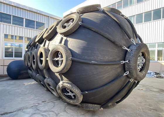 Qualidade Fenda de borracha pneumática tipo STS STD Yokohama Fenda marinha com rede de pneus fábrica