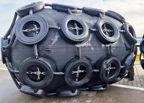 Qualidade Fender de borracha natural pneumático marinho para atracar navios fábrica