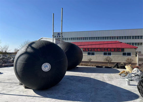 Qualidade Fenda inflável de borracha negra marinha de alto desempenho fábrica