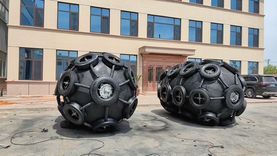 Qualidade 2 anos de garantia Fender de borracha marinha Yokohama Fender de borracha pneumática fábrica