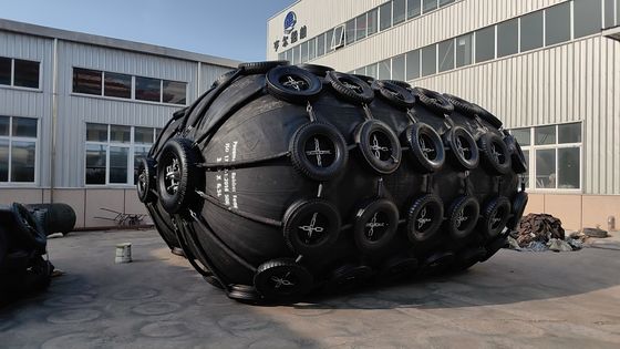 Qualidade Resistente à corrosão Tipo Yokohama Redes de pneus para aeronaves Fenders cilíndricos fábrica