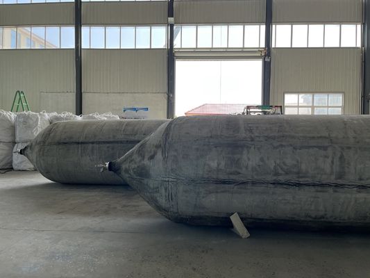 Qualidade Airbags Marinhos Infláveis de Alta Resistência à Pressão Tipo Cilíndrico Oferecendo Desempenho para Lançamento de Navios e Manuseio de Carga fábrica
