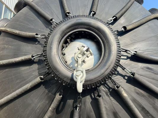 Qualidade Diâmetro de 0,5 m a 4,5 m Fender de borracha pneumática Preto Design original Direto Durável fábrica