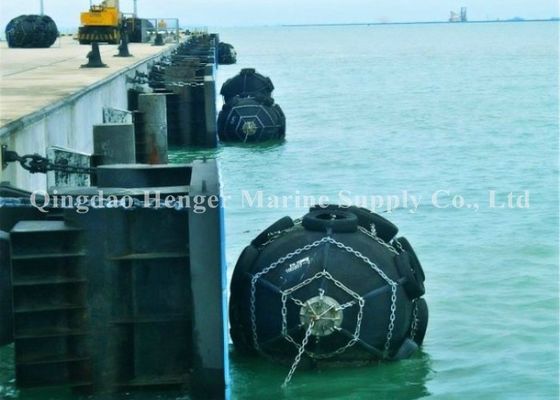 Qualidade ISO17357 tensão do ar do certificado 80KPa para-choque de flutuação marinho da boa para que o navio entre fábrica