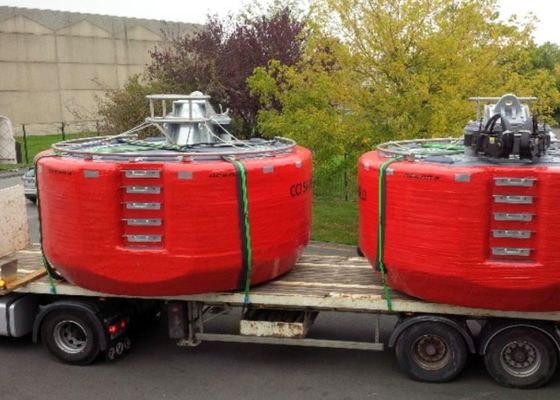 Qualidade Boia coloridas da navegação marinha de boias de amarração do navio com o revestimento exterior de Polyurea fábrica