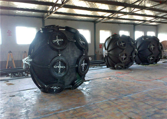 Qualidade Material de borracha dos pára-choques submarinos altos da tensão do gás para o embarcadouro do navio fábrica