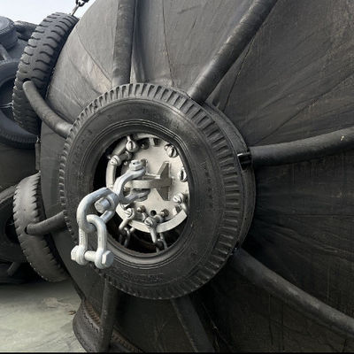 Qualidade ISO 17357 Certified Natural Rubber Pneumatic Fender with 50Kpa Working Pressure for Marine Safety fábrica