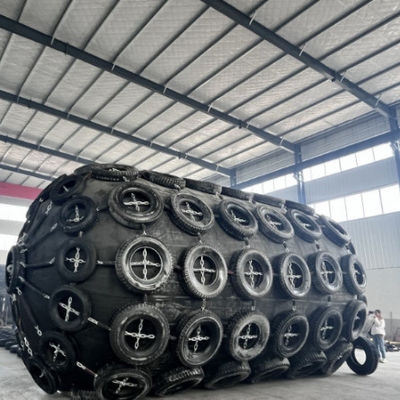 Qualidade ISO 17357 Certified Natural Rubber Pneumatic Fender with 50Kpa Working Pressure for Marine Safety fábrica