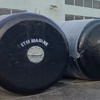 Qualidade Guarda-lamas preenchido com espuma EVA aprovado pela ISO17357 com dimensões personalizáveis e alta absorção de energia para anti-colisão marinha fábrica