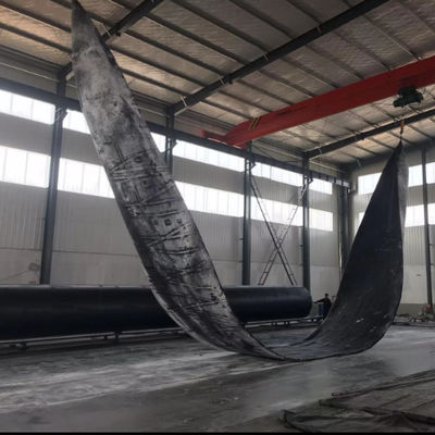 Qualidade Airbag de borracha marinha de tamanho personalizado para acoplamento de embarcações fábrica