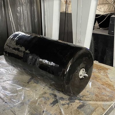 Qualidade Design Usando Vida útil 10 a 15 anos Fender marinho cilíndrico Alturas personalizadas Proteção de impacto durável para portos portos e navios fábrica