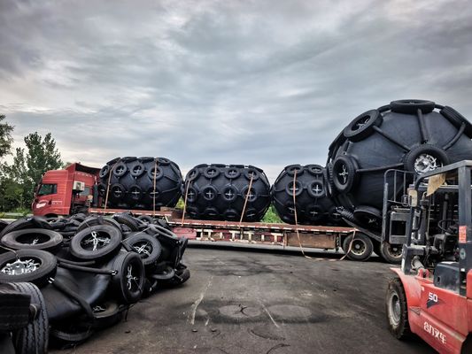 Qualidade Defensas Originais para Atracação e Proteção de Navios fábrica