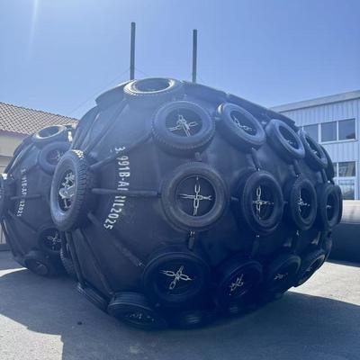 Qualidade CCS/BV/LR/DNV Certified High-Quality Black Pneumatic Rubber Fender – Ideal for STS/STD Marine Operations fábrica