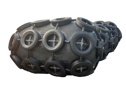 Qualidade Two-year Warranty Pneumatic Rubber Fender 1.5*3M For Vessel Berthing Anti-Collision fábrica