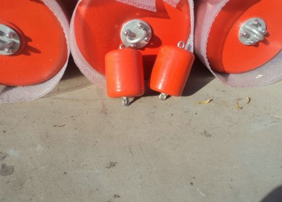Qualidade High Energy Absorption Capacity Foam Filled Fender with High-Density Closed-Cell PU Foam Core for Marine and Dock Safety fábrica