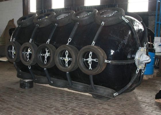 Qualidade Para-choque enchido espuma de flutuação marinho para ISO 9001 da resistência do envelhecimento do escapamento do barco anti fábrica