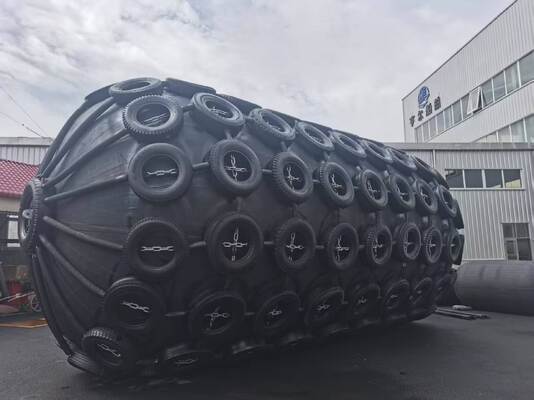 Qualidade Guarda-choque Pneumático de Borracha para Serviço Pesado com Pressão de 50kpa e 80kpa para Proteção de Atracação de Embarcações Classe Gelo fábrica