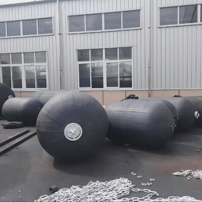 Qualidade Pneumatic Rubber Fender For Marine Service fábrica