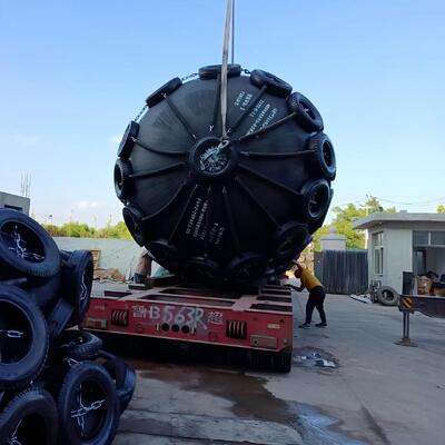 Qualidade Customized Height Foam Filled Fender Protect Ship Board Production Time 5 to 10 Days Durable Marine Dock Bumper Solution fábrica