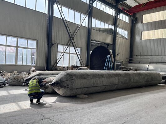 Qualidade Anti Corrosion Marine Rubber Airbag for Long Term Saltwater Service with 0.8-3 M Diameter fábrica