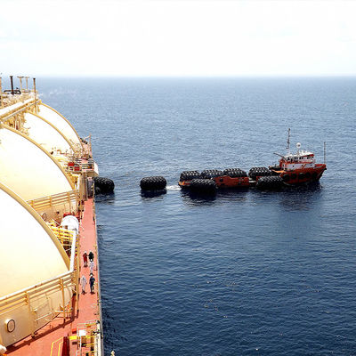 Qualidade A baixa espuma da força da amarração encheu pára-choques/cor de borracha marinha do preto dos pára-choques 50Kpa fábrica