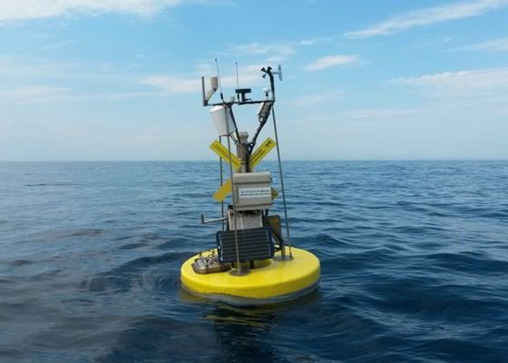 Qualidade O rio ajuda à cor brilhante das boias da navegação marinha da navegação favorável ao meio ambiente fábrica