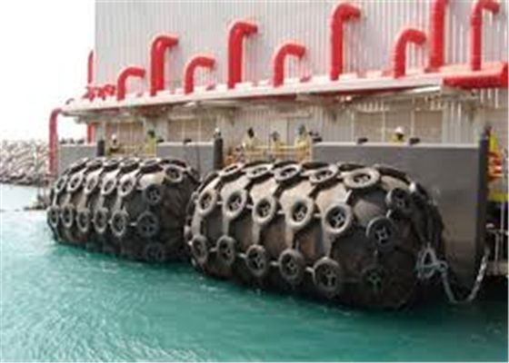 Qualidade Para-choque de borracha pneumático do pneumático 80Kpa da corrente de 1700X3000MM fábrica