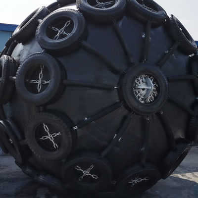 Qualidade Customized Pneumatic Rubber Fender with ISO17357 Standard and 50kpa & 80kpa Pressure for Marine Applications fábrica