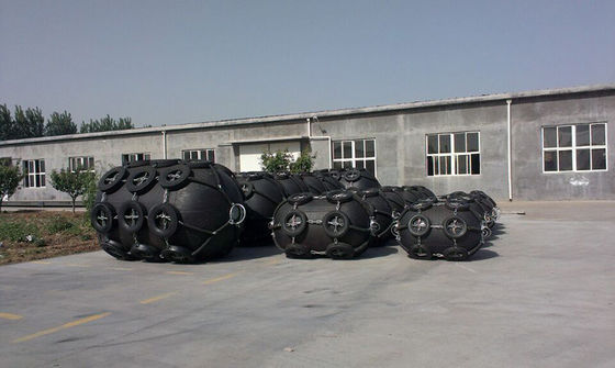 Qualidade Marine Fender Pneumatic Type Fenders inflável de flutuação de borracha natural Yokohama fábrica