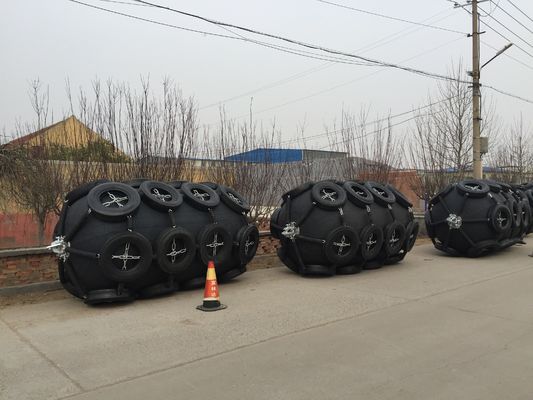 Qualidade Para-choque da borracha de seção de Marine Pneumatic Rubber Fender D do barco fábrica