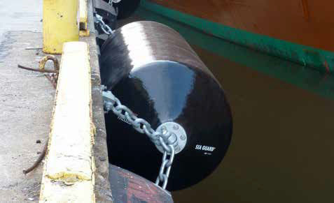 Qualidade Low Maintenance Required UV Resistant And Corrosion Resistant Foam Filled Fender with High Energy Absorption Capacity for Marine Floating Fender fábrica