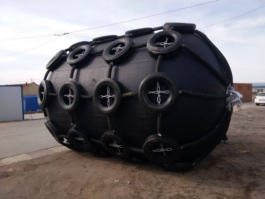 Qualidade Redes da corda que flutuam o tipo pneumático para-choque de Marine Fender d dos para-choques de borracha pneumáticos fábrica