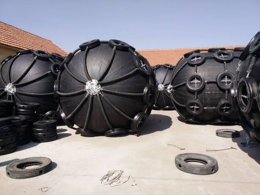 Qualidade Redes da corda que flutuam o tipo pneumático para-choque de Marine Fender d dos para-choques de borracha pneumáticos fábrica