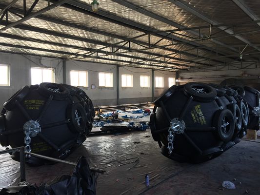 Qualidade Para-choque de borracha pneumático com nervuras pneumático de Yokohama do equipamento marinho do para-choque de Yokohama fábrica