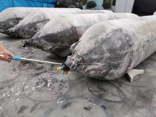 Qualidade As bolsas a ar de borracha de levantamento pesadas da baixa pressão usaram Marine Airbag de borracha fábrica