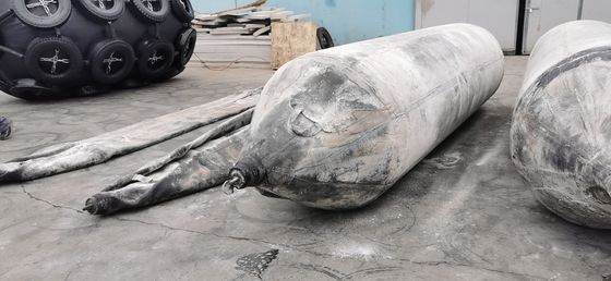 Qualidade As bolsas a ar de borracha de levantamento pesadas da baixa pressão usaram Marine Airbag de borracha fábrica