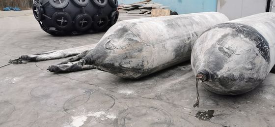 Qualidade As bolsas a ar de borracha de levantamento pesadas da baixa pressão usaram Marine Airbag de borracha fábrica
