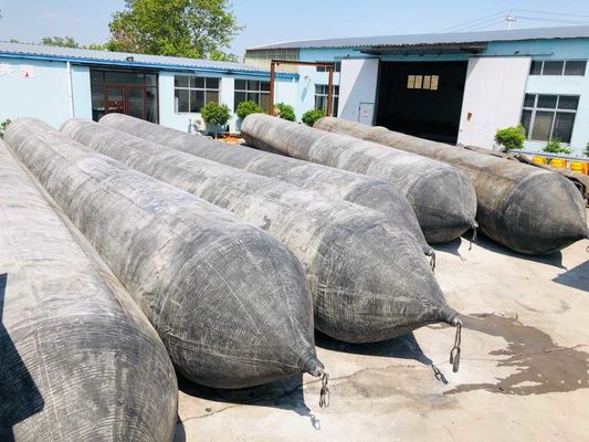 Qualidade ISO14409 Airbag de borracha marinha padrão preto ou personalizado Airbag de borracha marinha concebido para segurança e manuseio de embarcações marinhas fábrica