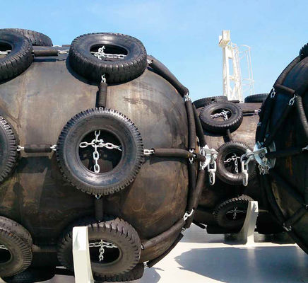 Qualidade Canal expulso grande Marine Fenders Yokohama pneumática do barco fábrica