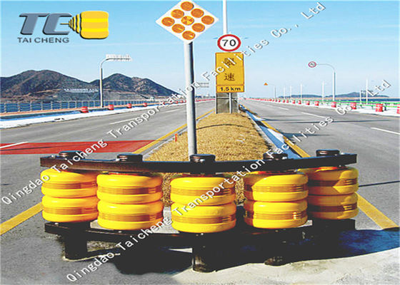 Qualidade Corrimão do impacto da barreira do rolo da segurança de EVA Buckets Rolling Road Traffic anti fábrica