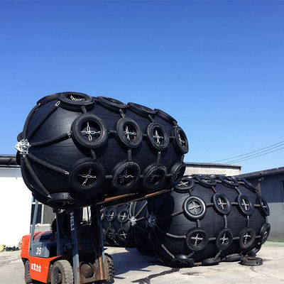 Qualidade Uso pneumático de ISO17357 50KPA/80KPA Marine Rubber Fender Durable In fábrica