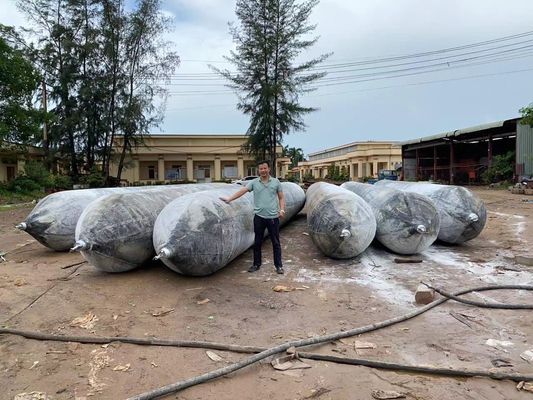 Qualidade ISO 14409:2011 Airbags certificados de 1800 mm de diâmetro para lançamento de navios com 6 a 10 anos de vida útil para aplicações marítimas fábrica