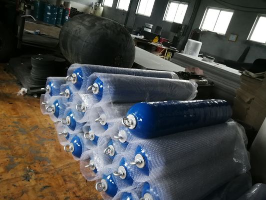 Qualidade High Energy Absorption Foam Filled Fender and EVA Solid Fender for Safe Ship Berthing and Anti Collision fábrica