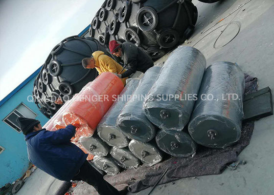 Qualidade Lightweight EVA Foam Filled Fender with Excellent Impact Resistance for Custom Marine Applications fábrica